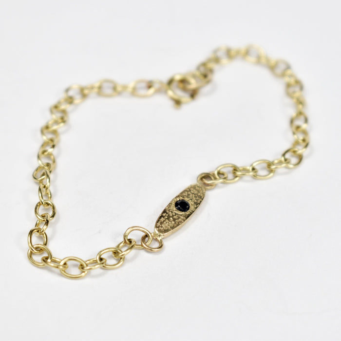 Sapphire and gold chain bracelet